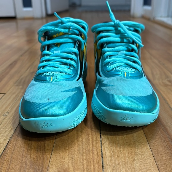 Lamelo Ball MB.02 Honeycomb - Picture 2 of 5